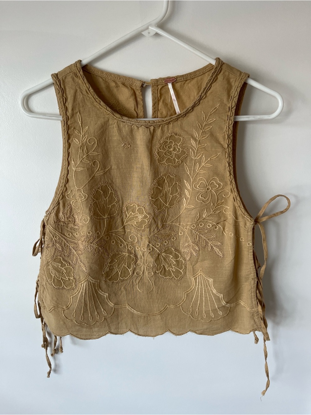 Free People Embroidered Sleeveless Crop Top - Tan
